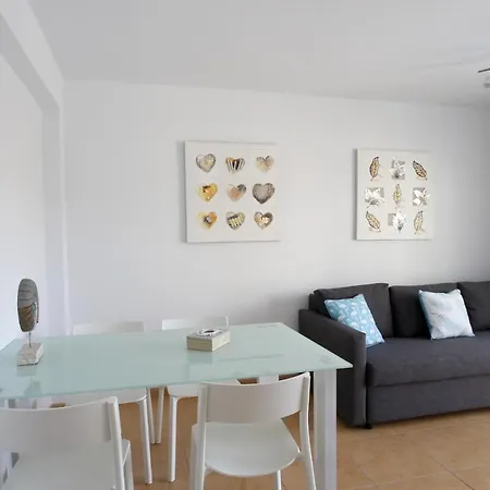 Mimosas Apartment *